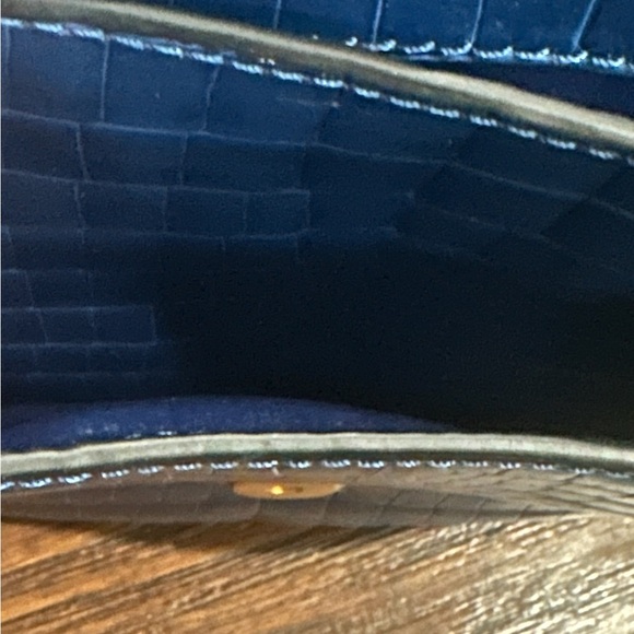 Banana Republic Blue & Gold Purse - Picture 7 of 15